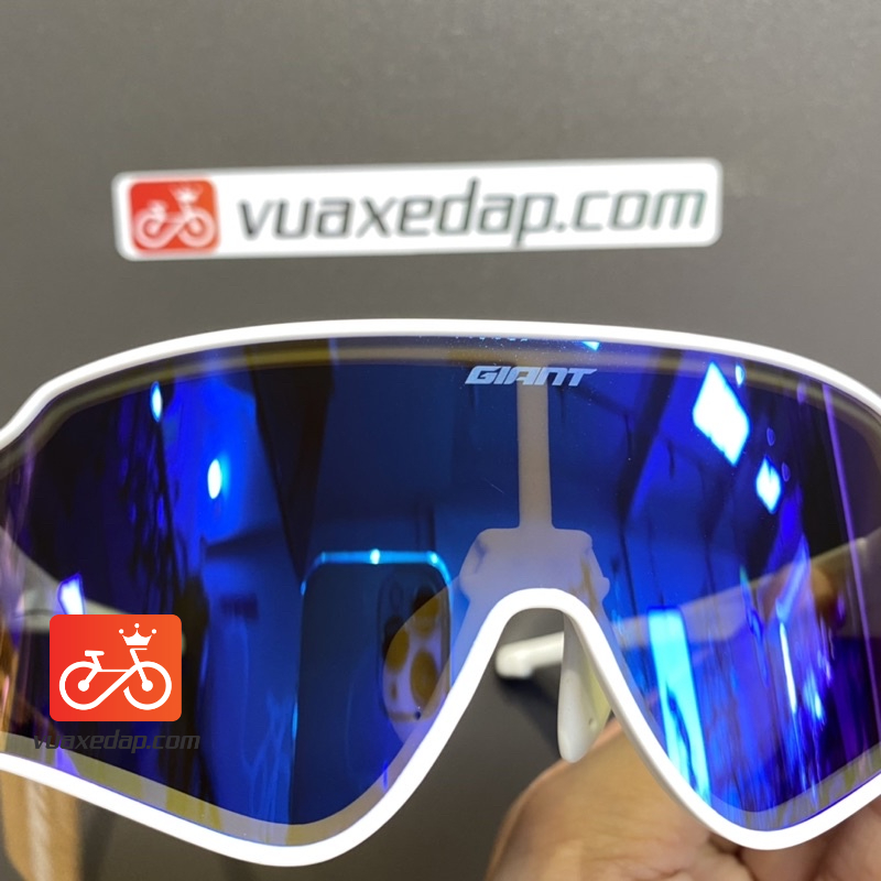Kính đạp xe Giant JN trắng