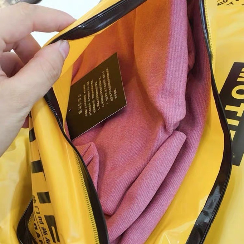 Áo giữ nhiệt MOTIE túi zip siêu hot | BigBuy360 - bigbuy360.vn