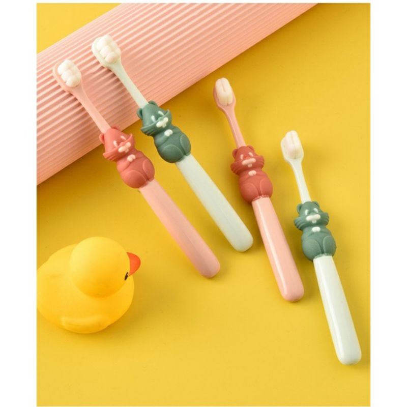 Bàn chải đánh răng sợi tơ cho bé, hình con chồn 2 màu xinh xắn
