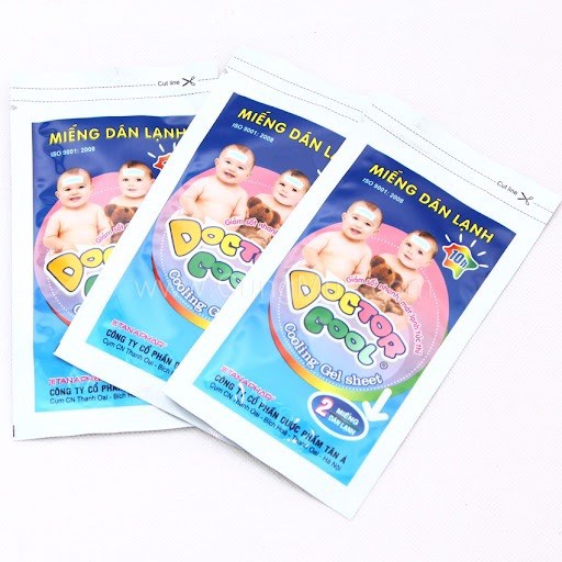 Miếng Dán Hạ Sốt Cho Bé Doctor Cool Tannaphar ( Hộp 6 Miếng )