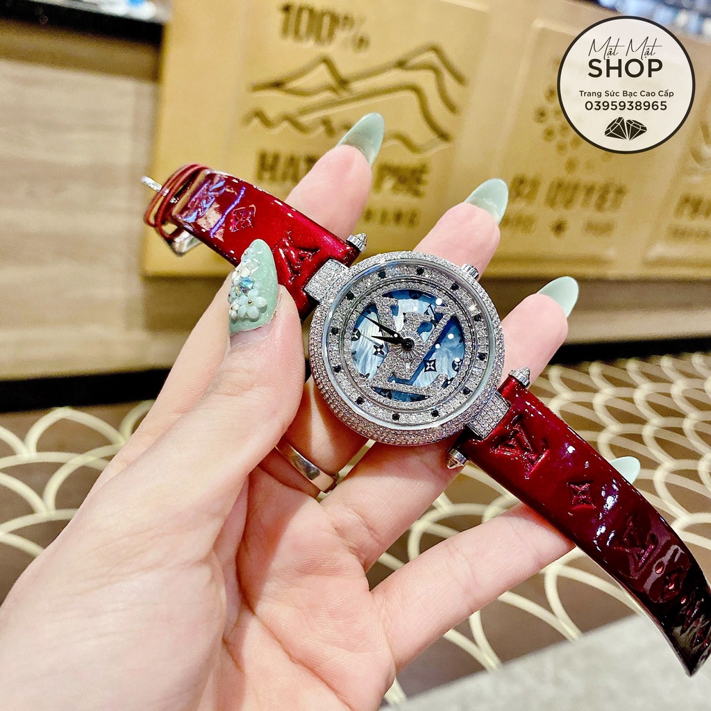Đồng hồ nữ LOUIS VUITTON XOAY ĐỒNG TRỤC quý phái cho giới nữ