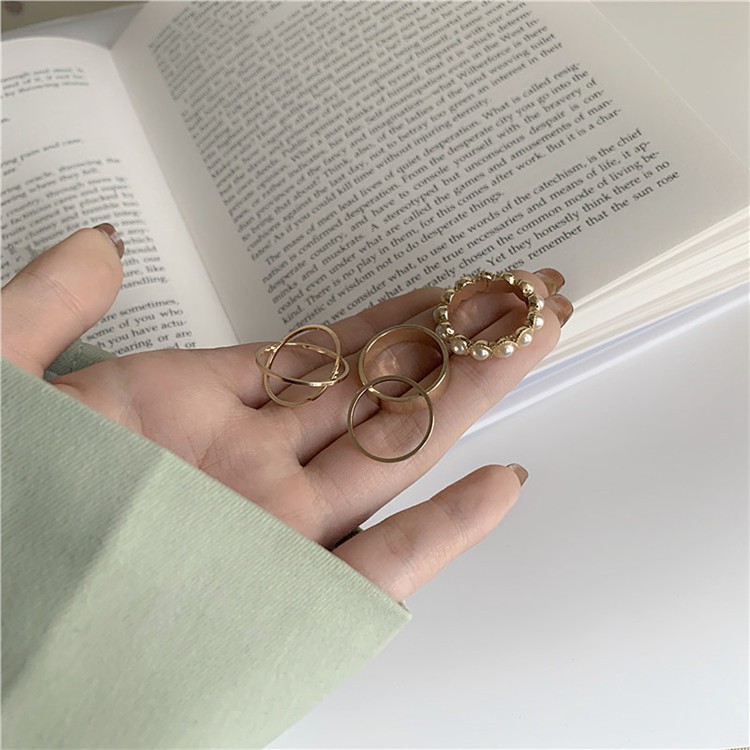 Set 4 nhẫn kiểu dáng phong cách thời trang dành cho nữ