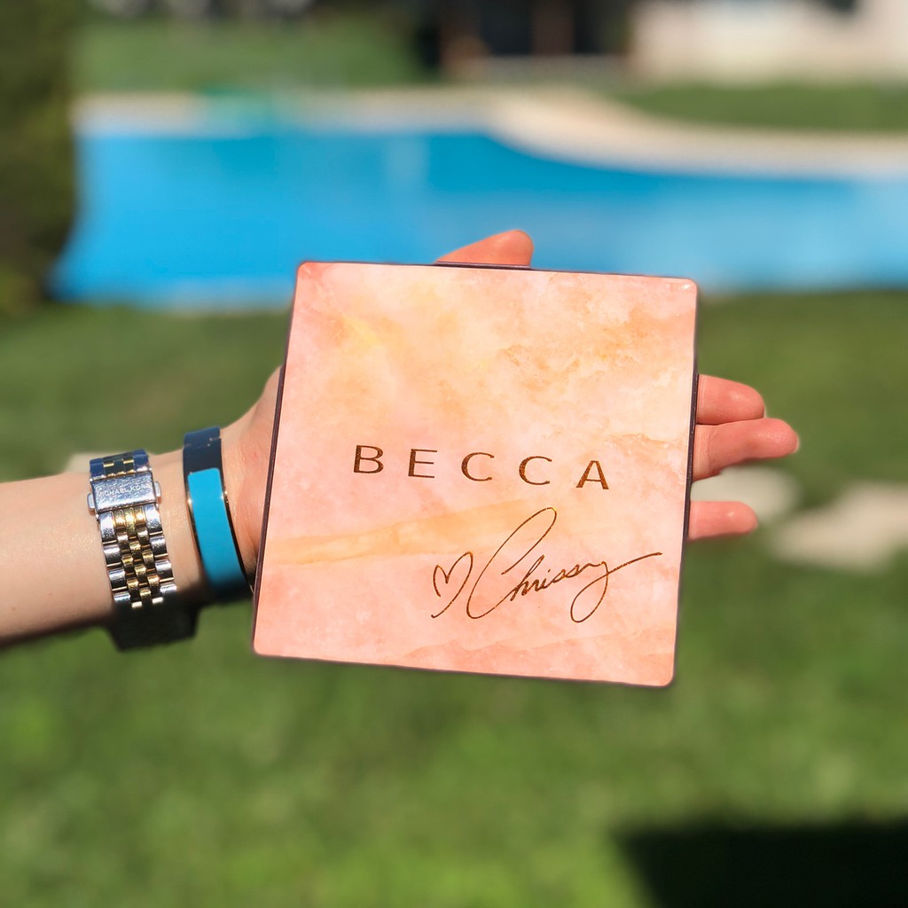 Bảng Makeup Becca Chrissy Teigen Glow Face Palette (Highlight, Phấn Má, Bronzer)