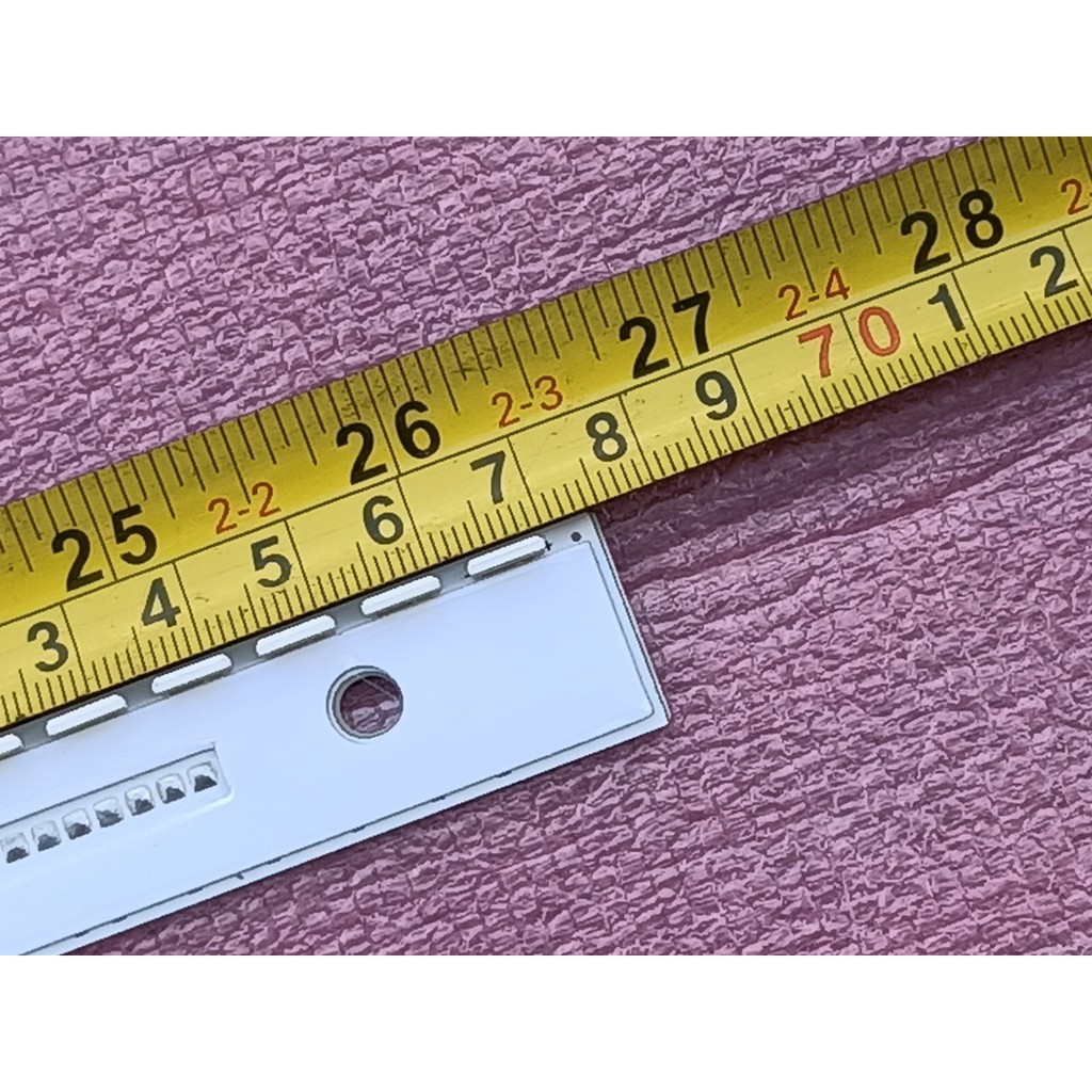 THANH LED TIVI SAMSUNG 55K5500 55M5500 55M6300 MỚI 100% HÀNG ZIN HÃNG, MỖI MÁY 1 THANH 72 BÓNG 3V, DÀI 67,4cm