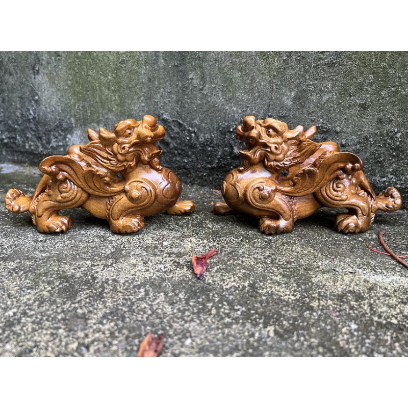 Tỳ hưu mỹ nghệ - gỗ bach xanh thơm