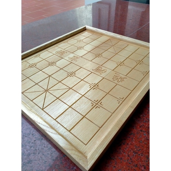 Bàn cờ tướng gỗ sồi đẹp giá rẻ chữ tàu đường sông