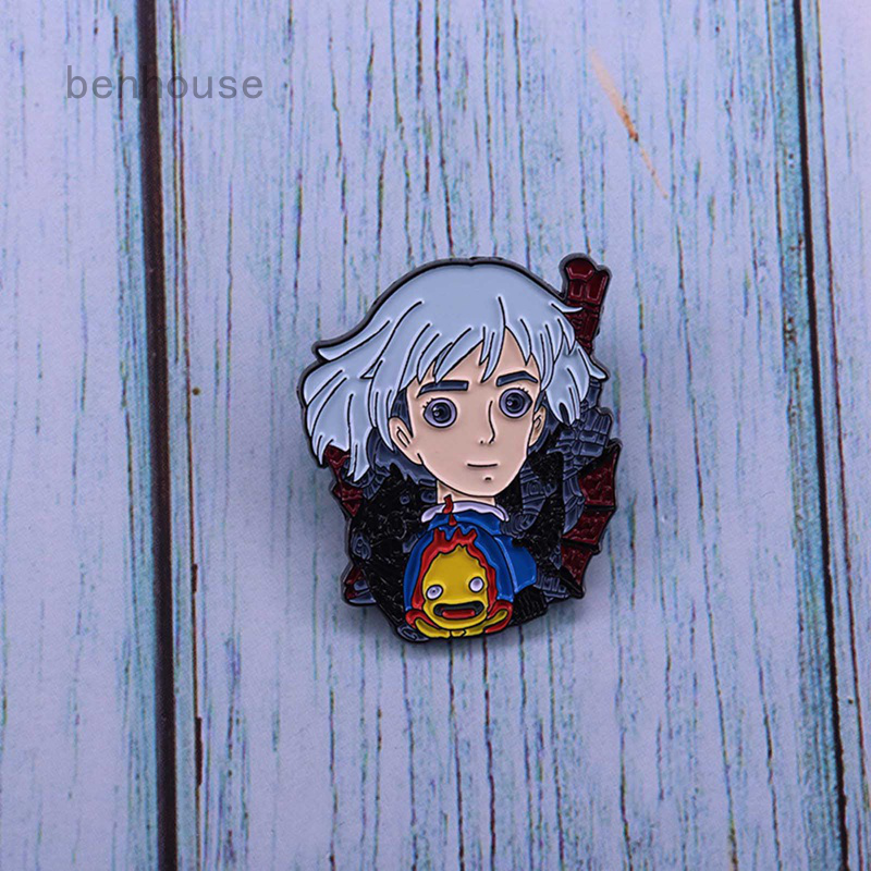 Huy Hiệu Gỗ Hình Lâu Đài