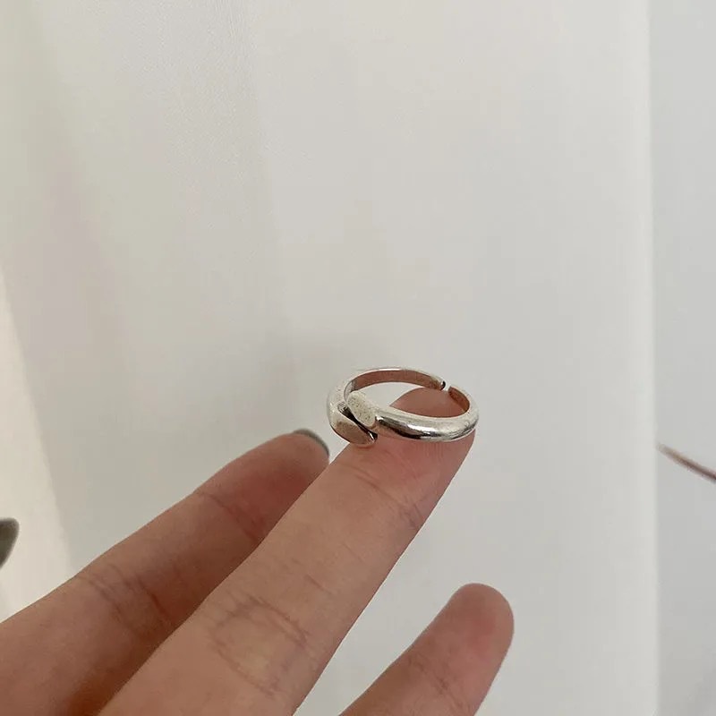 Bộ 2 nhẫn vuông tròn thể thao mạnh mẽ nam nữ
