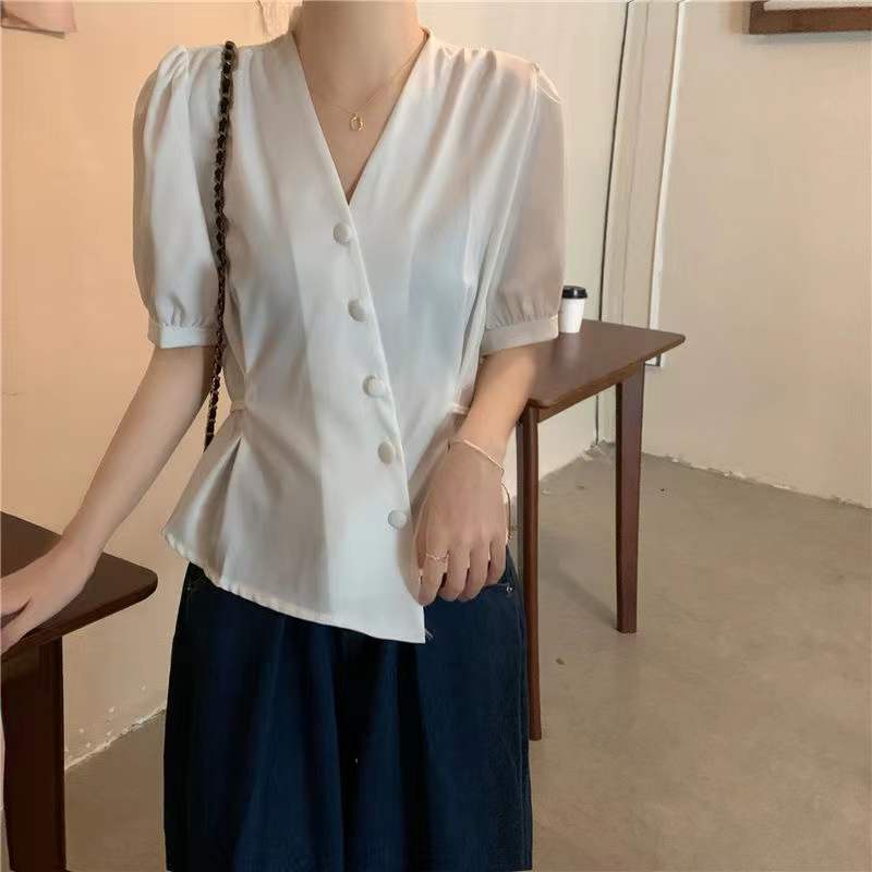 Áo kiểu BH tay phồng cổ chữ V độc đáo phong cách Pháp thời trang mùa xuân cho nữ 2022