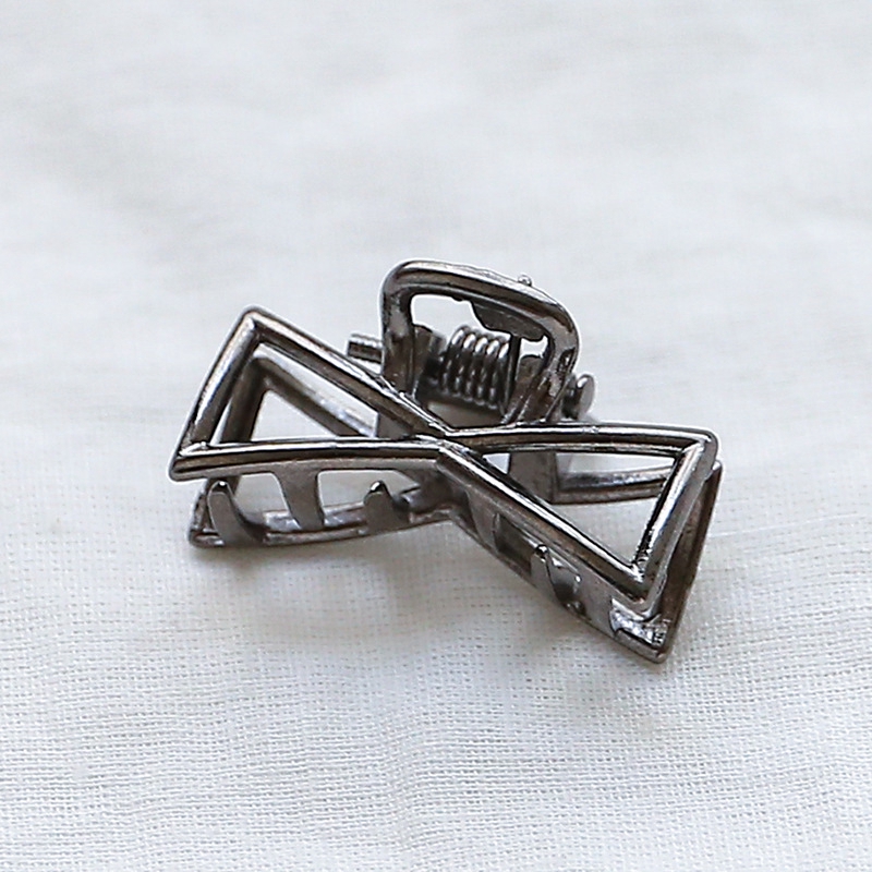 Kẹp tóc mini thiết kế hình học cổ điển