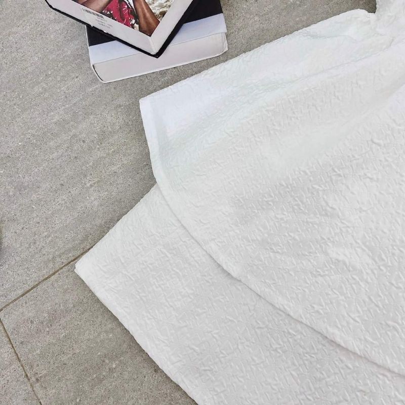 ĐẦM TRẮNG VIỀN XANH CỔ PHỐI NƠ