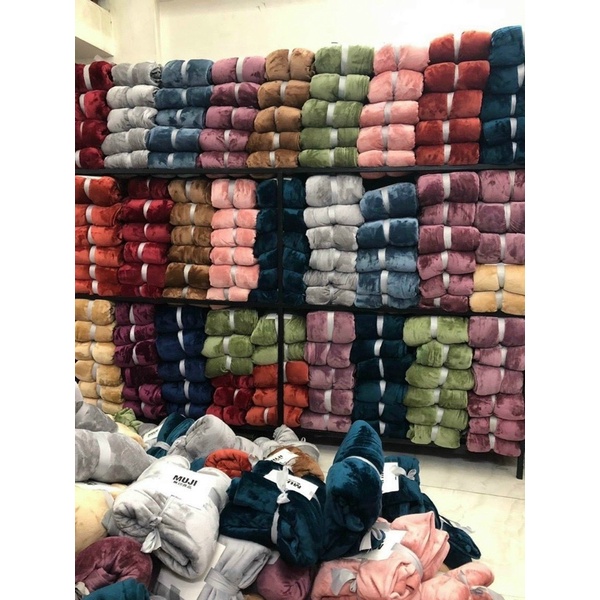 Chăn Tuyết Muji Xuất Nhật Full 11 Màu Đơn Sắc Cân Nặng 2.3-2.5kg Hàng Loại 1 Giá Rẻ Nhất Thị Trường