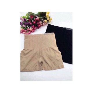 Quần đùi mặc váy gen bụng