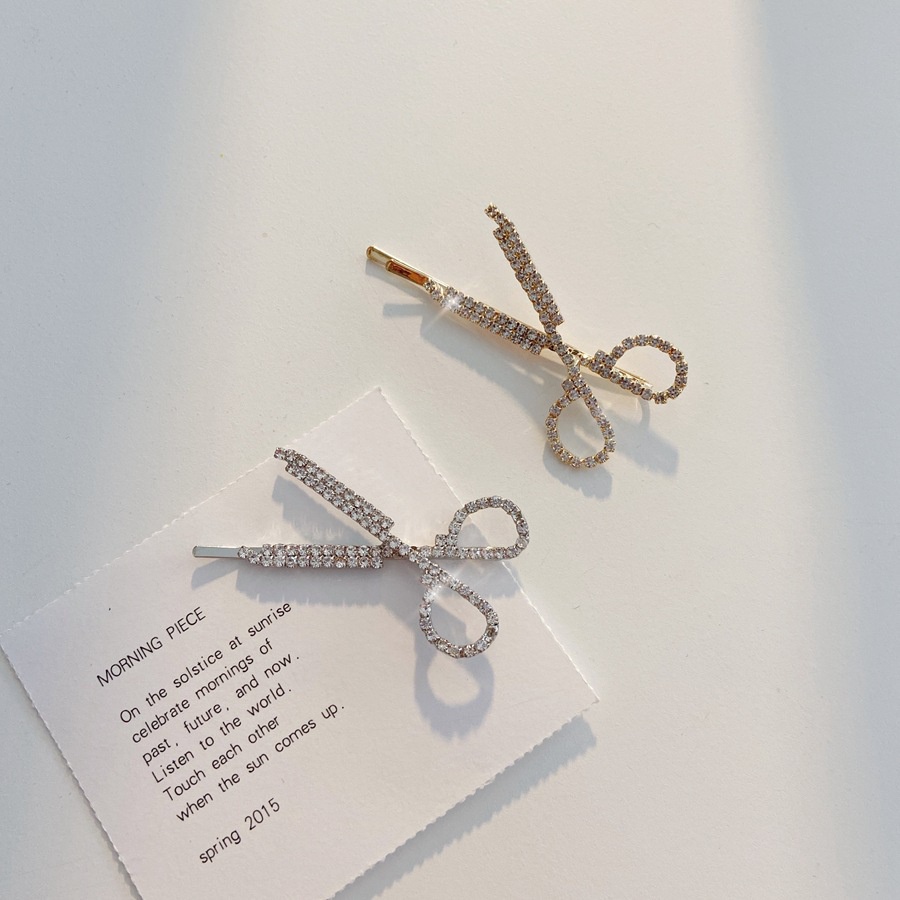 Kẹp tóc hình kéo đính đá kim cương độc đáo phong cách Hàn Quốc Ouyang Nana