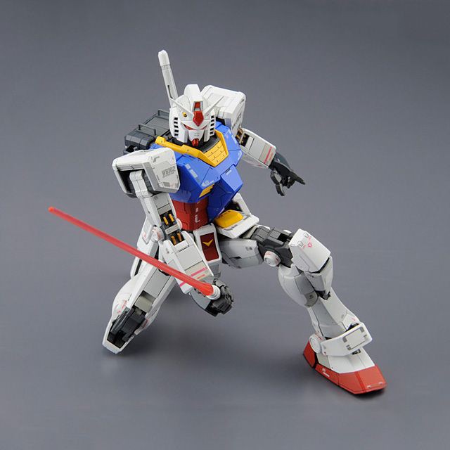 Mô Hình Lắp Ráp Gundam MG RX-78-2 ver 3.0