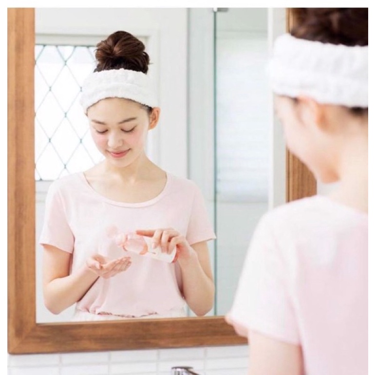 Momopuri Lotion Nước Hoa Hồng Dưỡng Ẩm Da