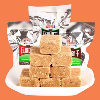 Combo lương khô + táo đỏ + kẹo sâm
