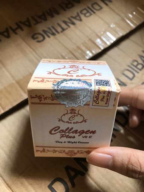 Kem collagen plus vit e