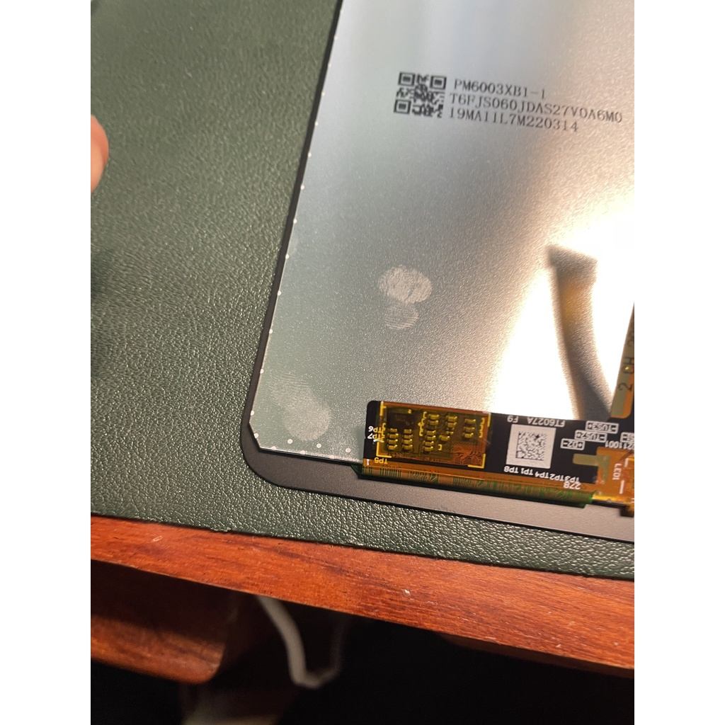 Màn Hình Samsung J4+ 2018 / J4 Plus / J6+ 2018 tặng Kèm Bộ Sửa 8 Trong 1 Và Keo Dán Màn