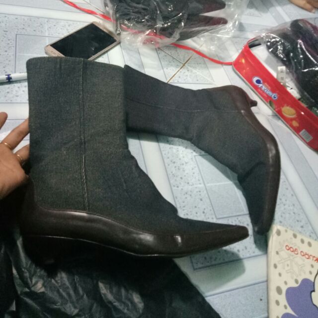 Giày boot