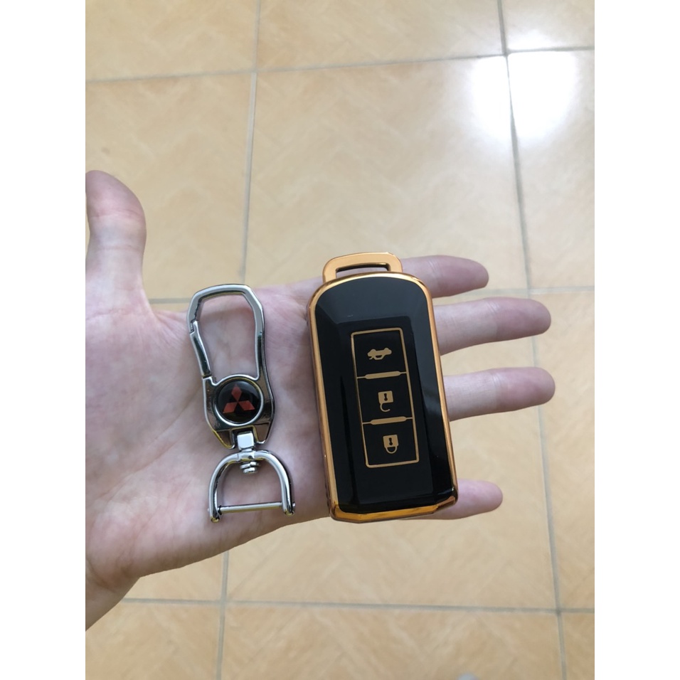Ốp Chìa Khóa Cho Xe Xpander, Outlander , Attrage 2018 2019 2020 2021- mẫu Silicon Tráng Gương