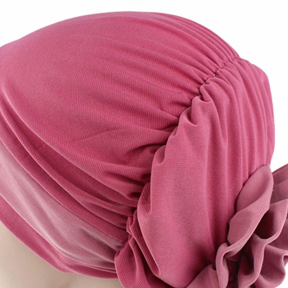 Nón trùm đầu độc đáo cho bệnh nhân ung thư