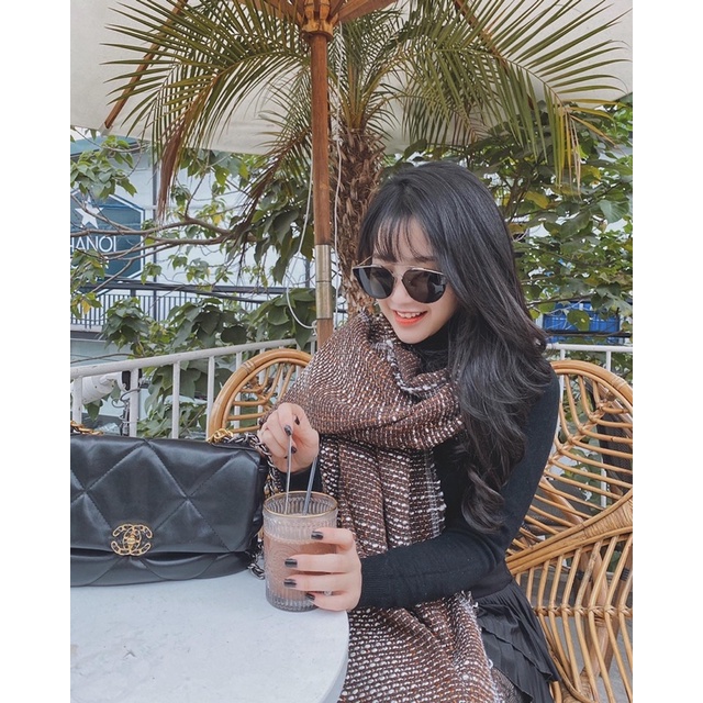Khăn len thiết kế bản to
