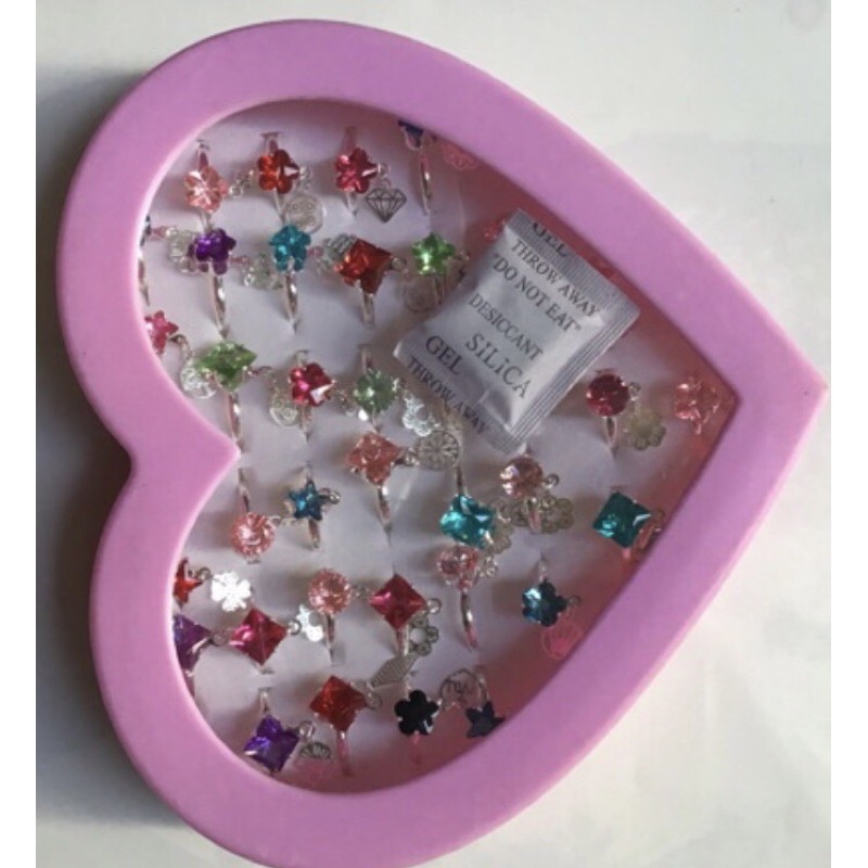 Hộp nhẫn đeo tay