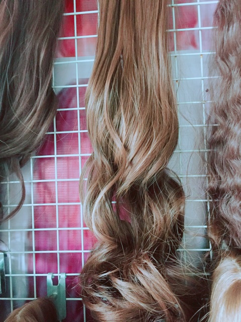 Cột tóc giả 🥰 frreship 50k🥰 cột xoăn loạn to- hình thật