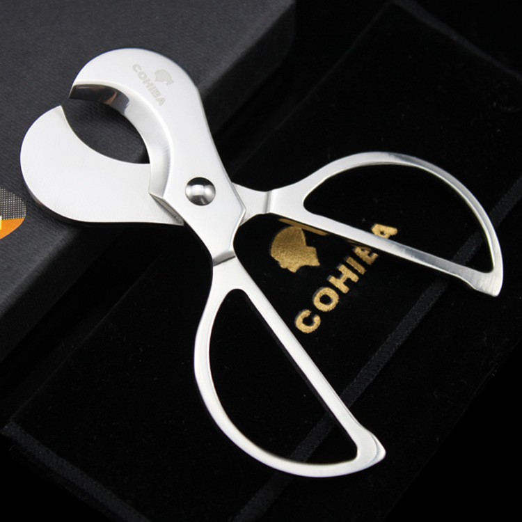 Kéo cắt Cohiba phù hợp cho nhiều cỡ ring khác nhau
