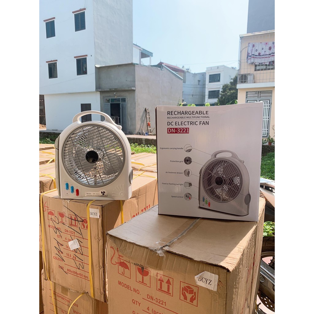 Quạt Tích Điện Hai Bình Ac quy có đèn led thời gian dùng trên 8h,siêu tiết kiệm điện