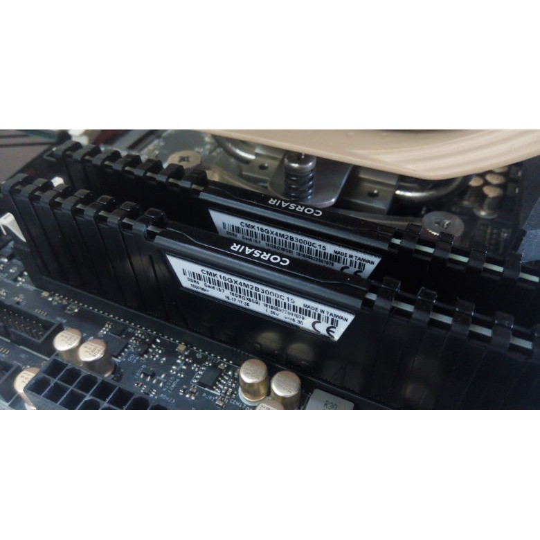 Ram Corsair Vengeance LPX 16GB (1x16GB) DDR4 Bus 3000 MHz Black