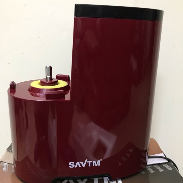 Bán củ máy ép chậm hãng satvm model je 07