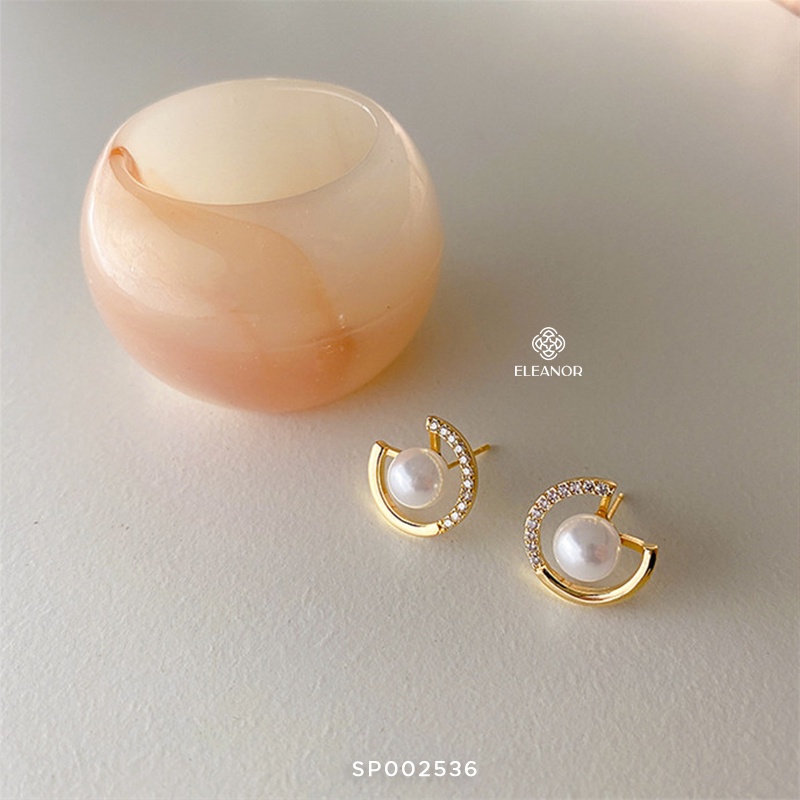 Bông tai nữ chuôi bạc 925 Eleanor Accessories viền hở ngọc trai nhân tạo phụ kiện trang sức 2536