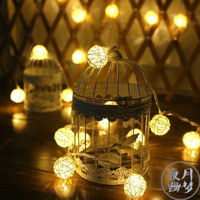 Đèn cầu mây thái lan 10 bóng, 20 bóng (màu trắng) quả cầu size 5cm