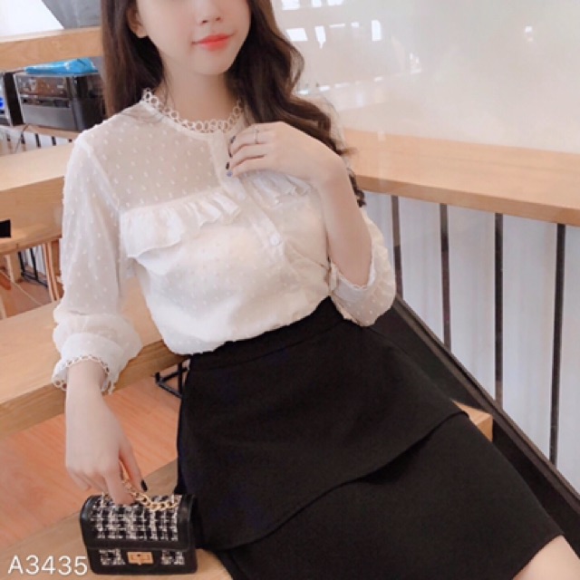 Chân váy chữ A công sở phối bèo vạt dài trên gối