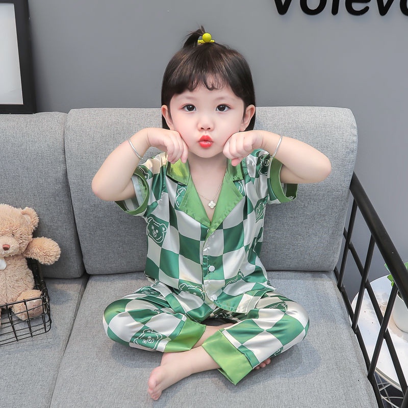 Set Đồ Mặc Ở Nhà Bằng Lụa Lạnh Mỏng Tay Ngắn Thời Trang Dồ Ngủ Trẻ Em