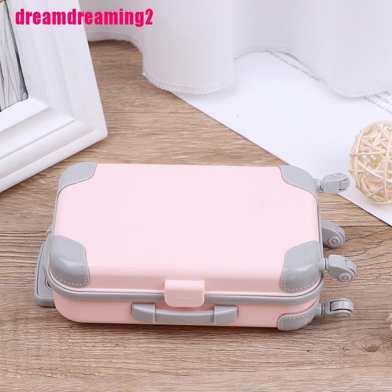 Mô Hình Vali Mini Bằng Nhựa Xinh Xắn Cho Nhà Búp Bê