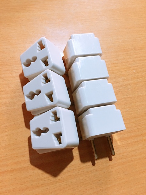 Phích cắm điện chuyển đổi ổ 3 chấu thành 2 chấu