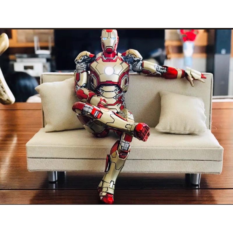 Mô hình Iron Man Comicave MK42 Chính Hãng