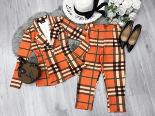 SET ÁO VEST SỌC BBR + QUẦN 9 TẤCO