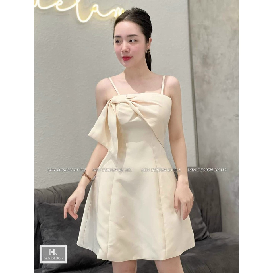 Đầm váy nữ xòe 2 dây kết nơ ngực thích hợp đi biển dạo phố đám tiệc,có mút ngực,có 3 màu như hình