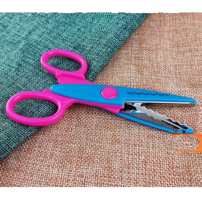 Kéo cắt viền răng cưa cắt giấy thủ công an toàn