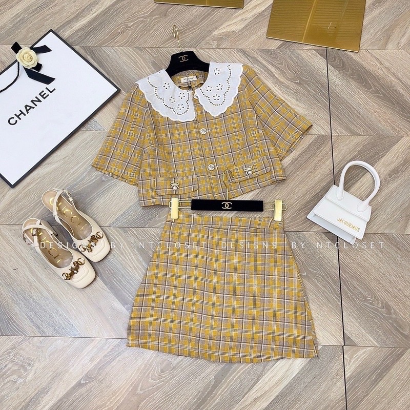 Set áo sơ mi cổ ren mix chân váy kẻ thô nt closet