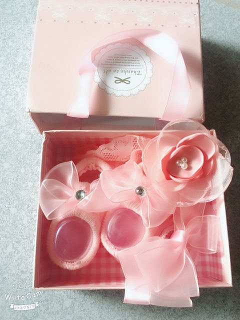 Set 3 món quà tặng cho bé gái