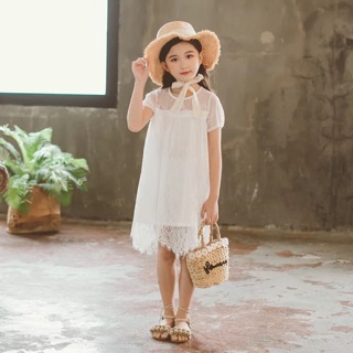 Váy ren trắng mẹ con