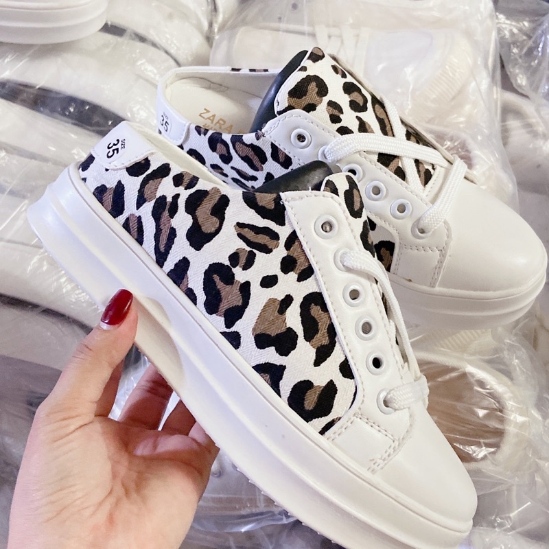 Giày lười nữ/ sục thể thao siêu xinh/Sneaker hot hở gót đế bằng bánh mì 3cm vải canvas( Freeship - Ảnh thật).