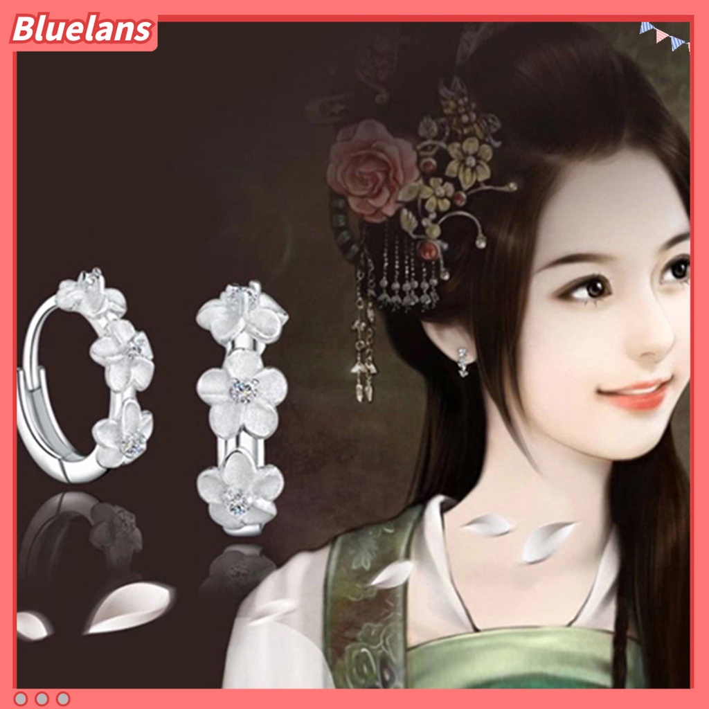 Khuyên tai mạ bạc thiết kế bông hoa đơn giản thời trang