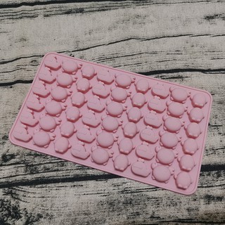 HCM - Khuôn silicon làm kẹo dẻo kẹo chip mini hình con cua cá voi chim cánh cụt 54 viên