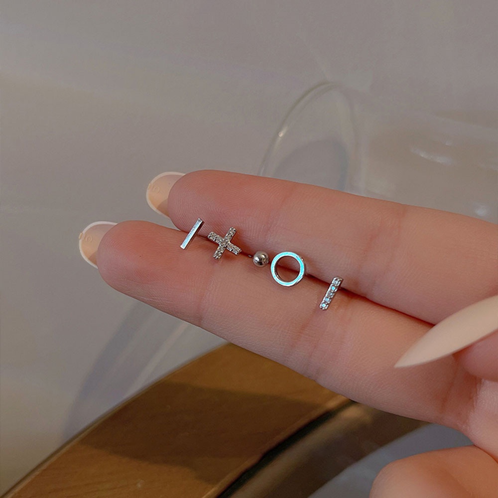 1 bộ khuyên tai kim loại đính đá zircon phong cách Nhật Bản và Hàn Quốc cho nữ